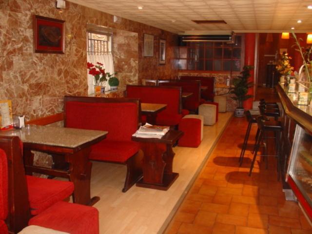 Hostal Restaurante Arasa Santa Barbara Ngoại thất bức ảnh