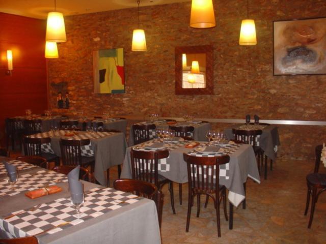 Hostal Restaurante Arasa Santa Barbara Ngoại thất bức ảnh
